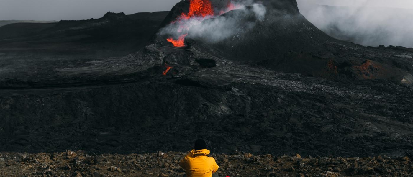 冰岛雷克雅未克附近的火山
